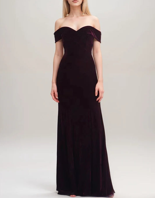 Classic Off-the-shoulder fit and flare Sheath Velvet Evening Dress