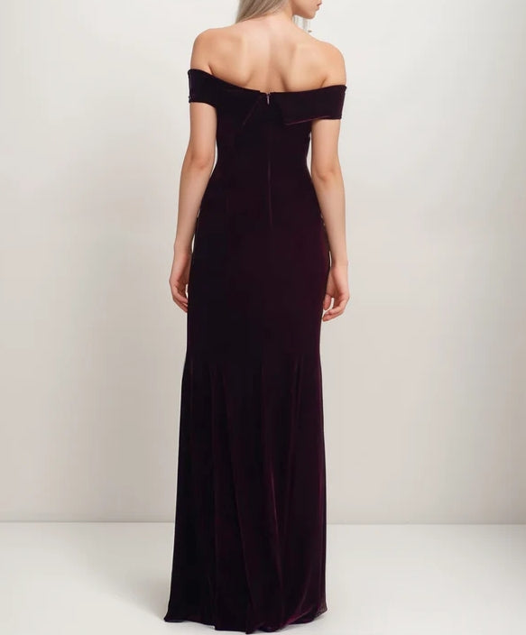 Classic Off-the-shoulder fit and flare Sheath Velvet Evening Dress