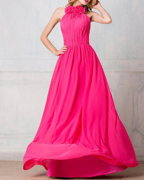 Halter Sleeveless Long Pleated Prom Gown Suitable For Evening Dress