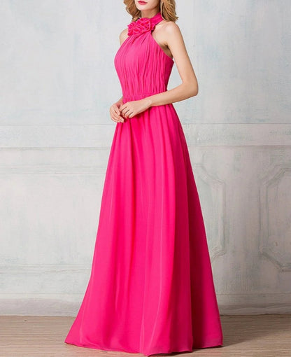 Halter Sleeveless Long Pleated Prom Gown Suitable For Evening Dress