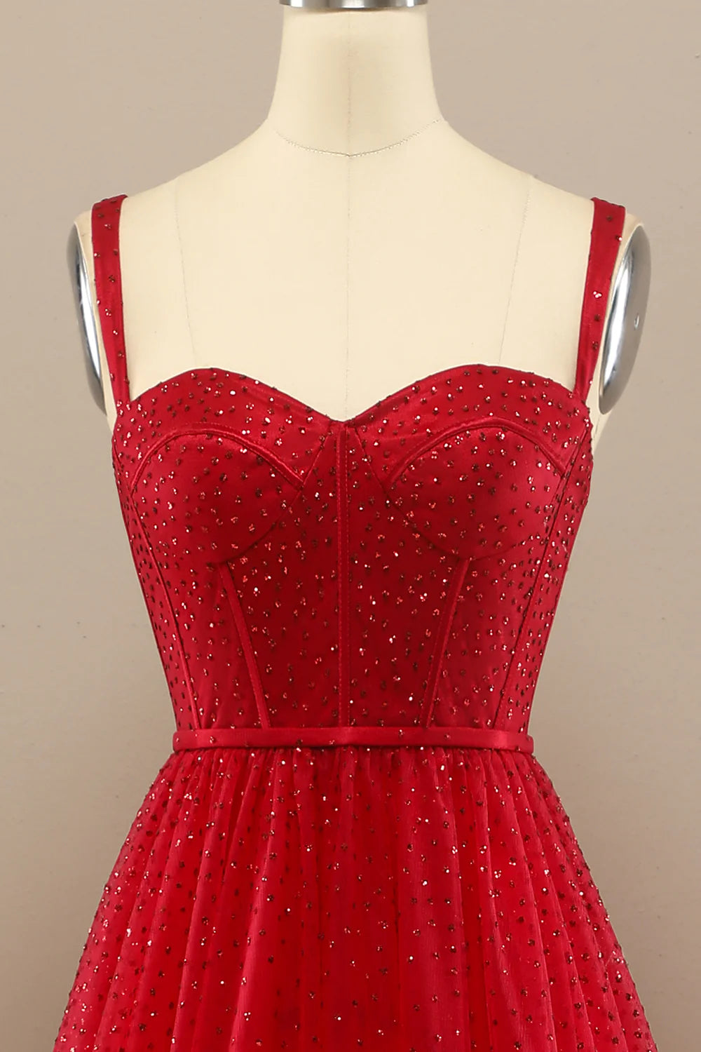 Sexy and elegant V-neck red embroidered ball dress