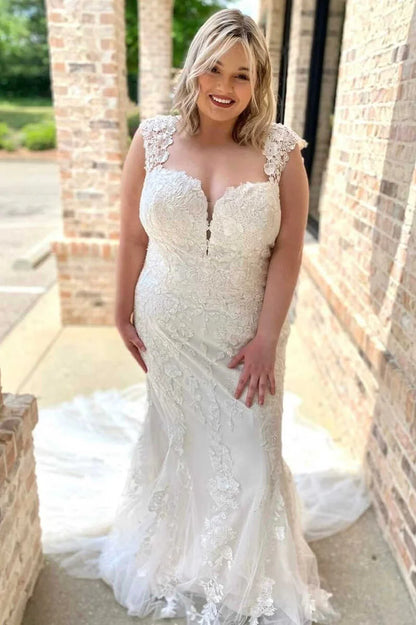Lace Sweetheart Sheer Back Mermaid Long Wedding Dress