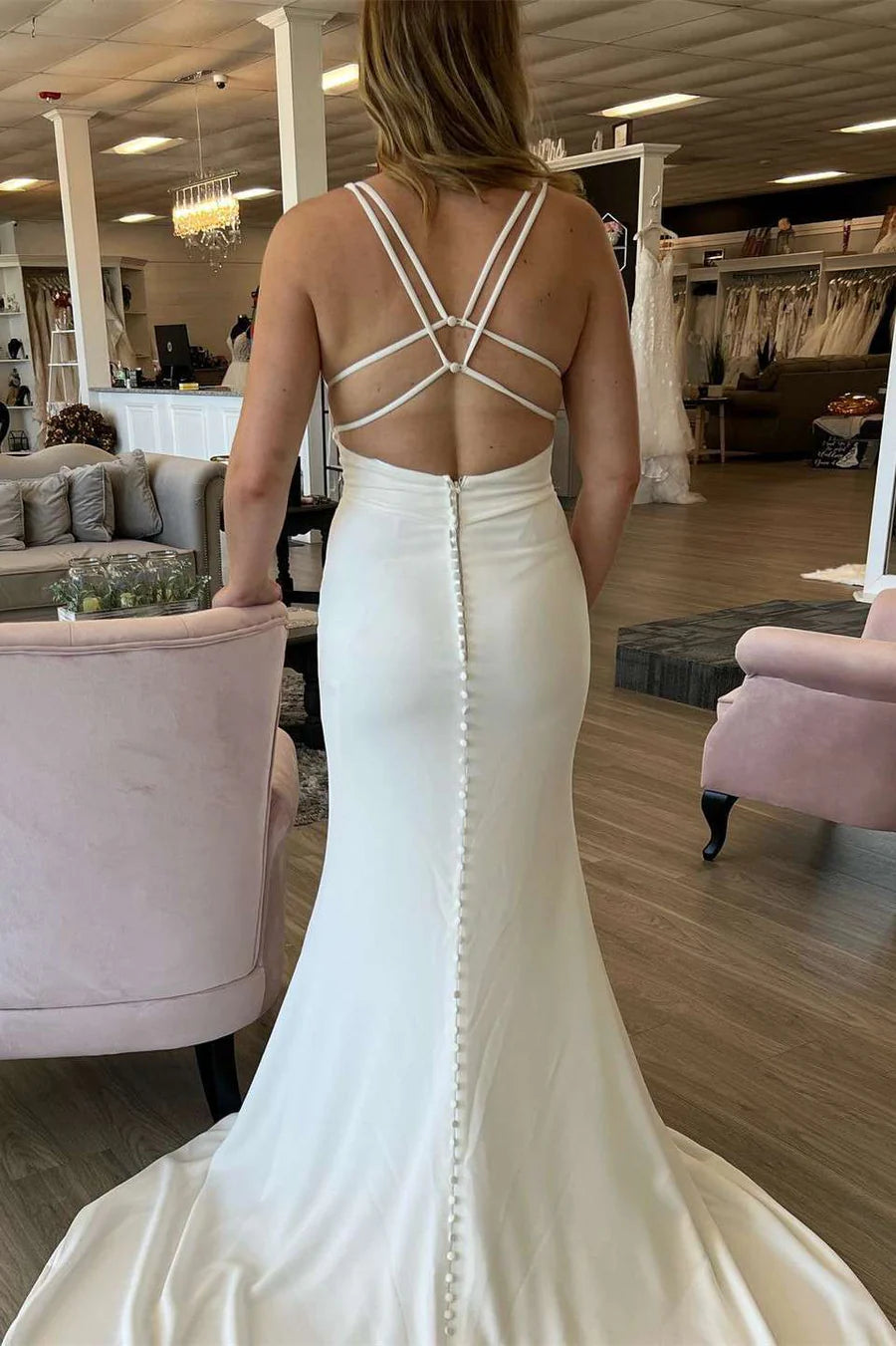 Plunge V Lace-Up Back Mermaid Long Wedding Dress