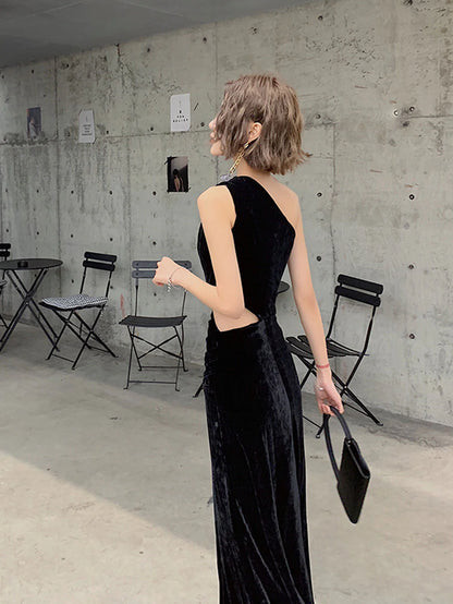 Black velvet long evening dress black velvet evening dress