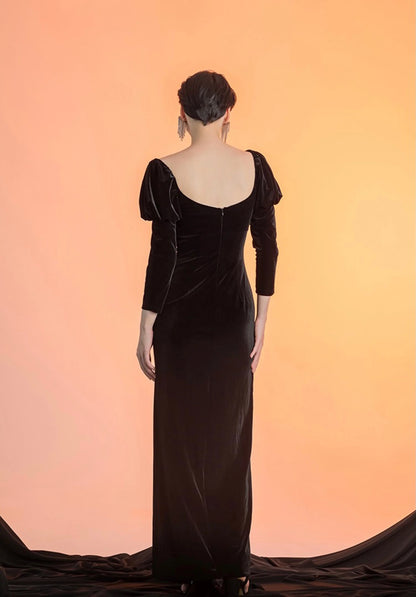 Long Sleeves Sweetheart Neckline Sheath Velvet Prom Dress Thigh Slit