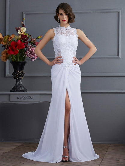 Elegant cylindrical high neck sleeveless long chiffon dress with protective sheath