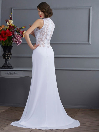 Elegant cylindrical high neck sleeveless long chiffon dress with protective sheath