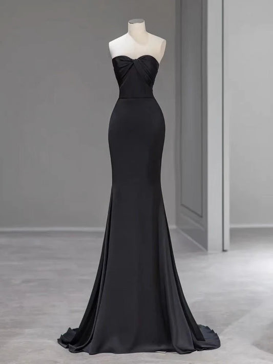 Simple Gothic Black Off Shoulder Forming Fitting Evening Gown