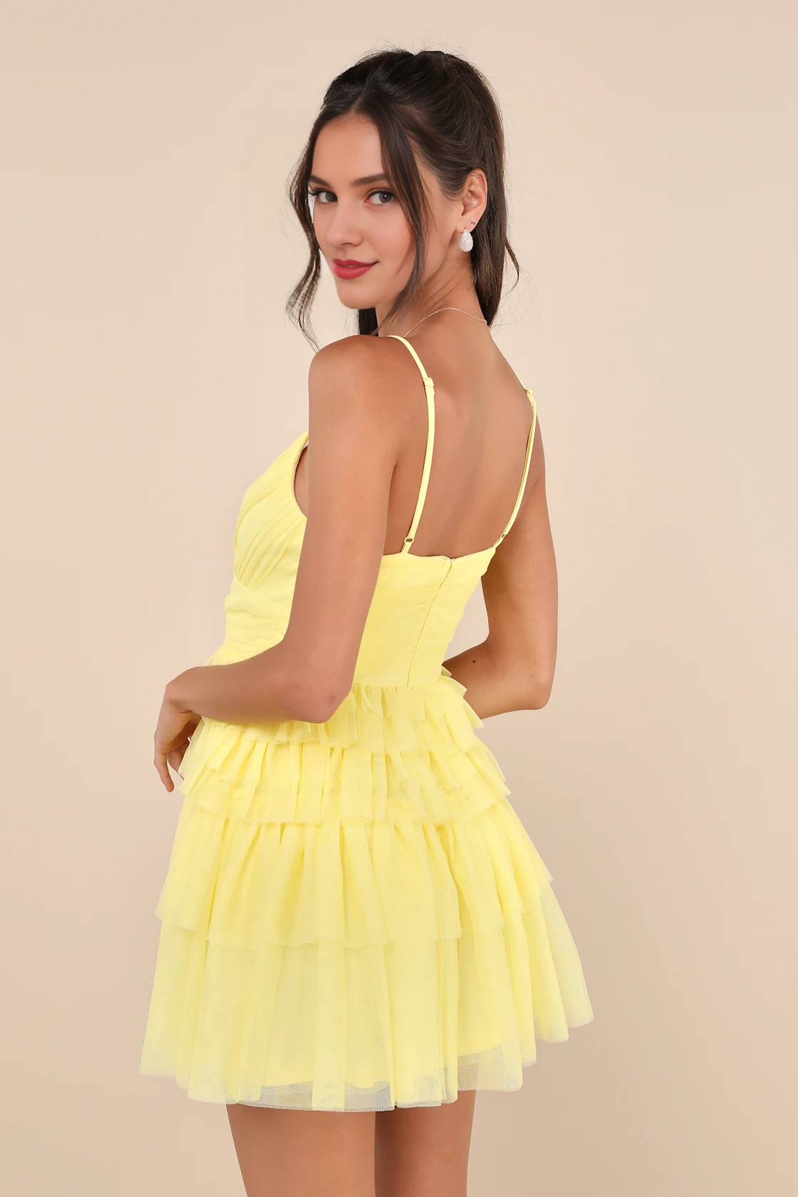 OKBBN's eye-catching chiffon pleated sleeveless layered mini Homecoming Dresses