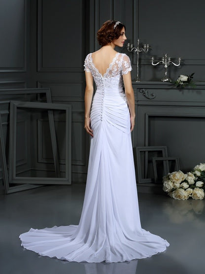 Sheath cylindrical V-neck lace short sleeved long chiffon wedding dress