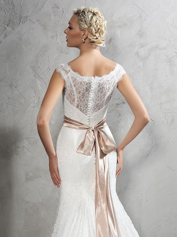 Sheath cylinder slanted collar satin belt sleeveless lace wedding dress