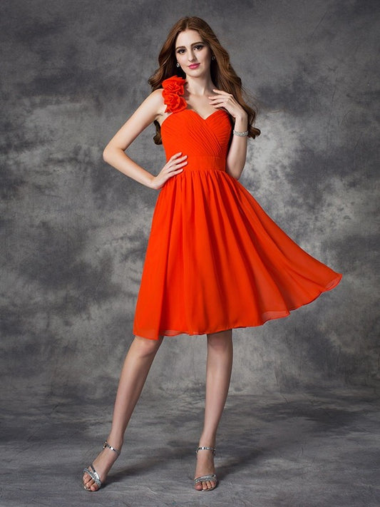 A-line Beautiful Princess One Shoulder Handmade Flower Sleeveless Chiffon Short Skirt
