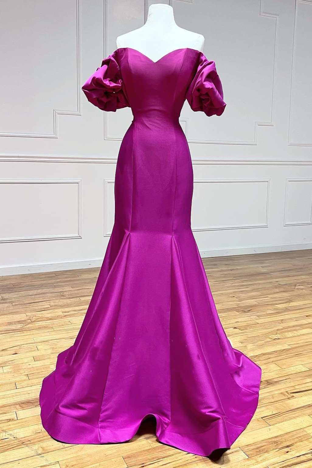 Magenta Strapless Puff Sleeve Trumpet Long Prom Dress