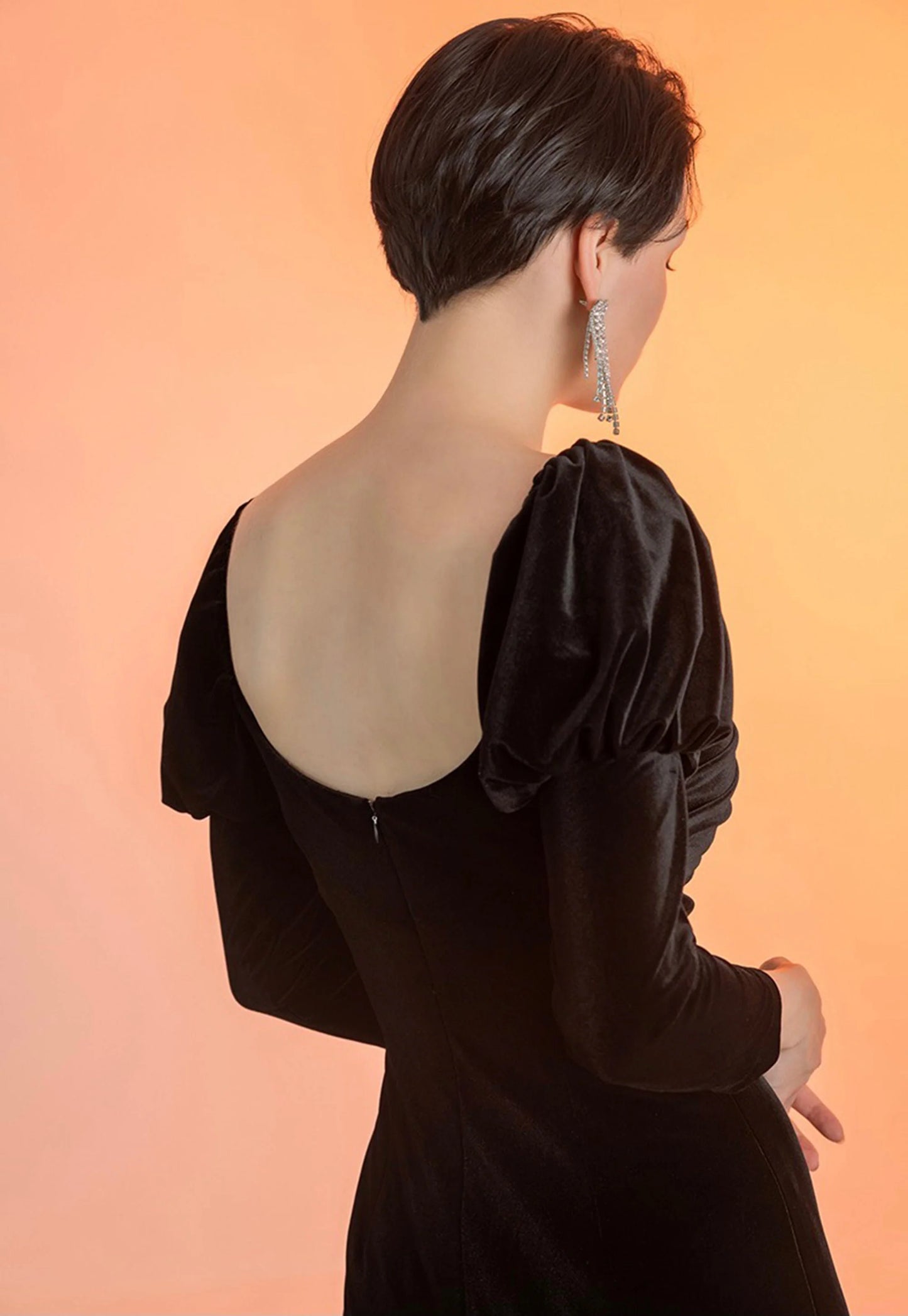 Long Sleeves Sweetheart Neckline Sheath Velvet Prom Dress Thigh Slit
