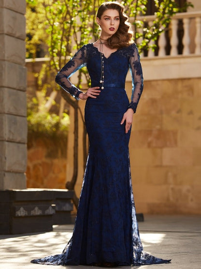 Speaker mermaid V-neck long sleeved Applique Sweet lace dress