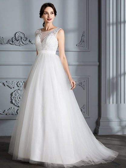 Elegant sleeveless tea long knee length sheer wedding dress