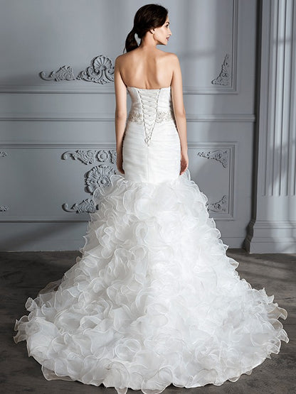 Small slim fit mermaid sweetheart sleeveless ruffled edge brushed train satin wedding dress