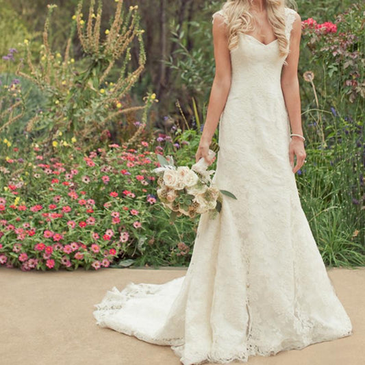 Ivory Lace Sweetheart Boho Wedding Dresses With