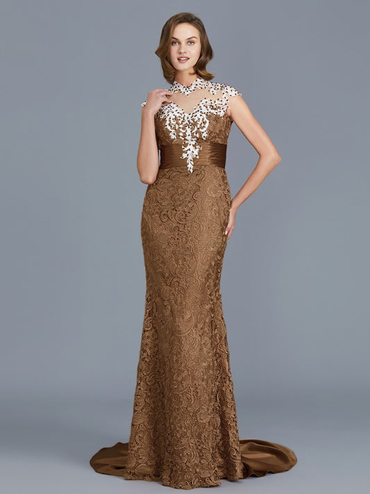 Mermaid Scoop Sleeveless Beaded Lace Floor Sweeping Bride Dress