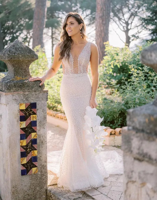 Elegant sweet and sparkling star wedding dresses on trains