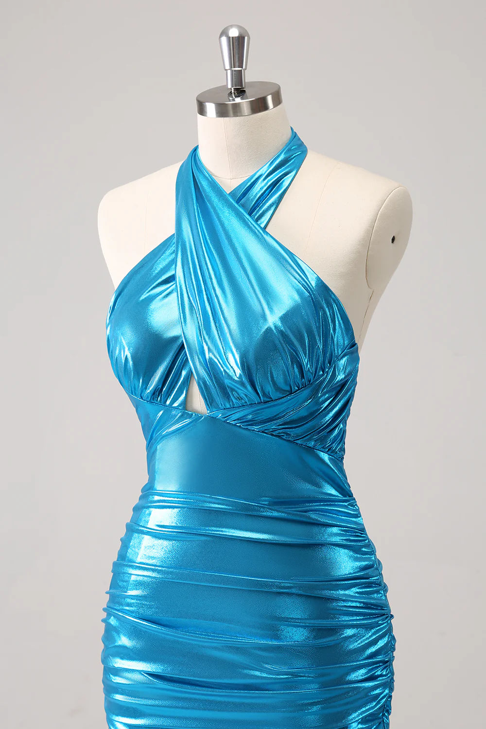 Stylish Bodycon Halter Pleated Corset Metallic Homecoming Dress