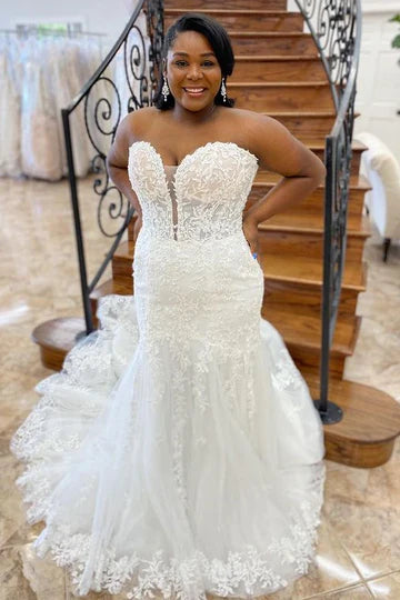 Appliques Strapless Trumpet Long Wedding Dress