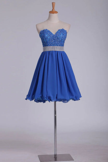 A-line sweet chiffon dress adorned with beads and stickers