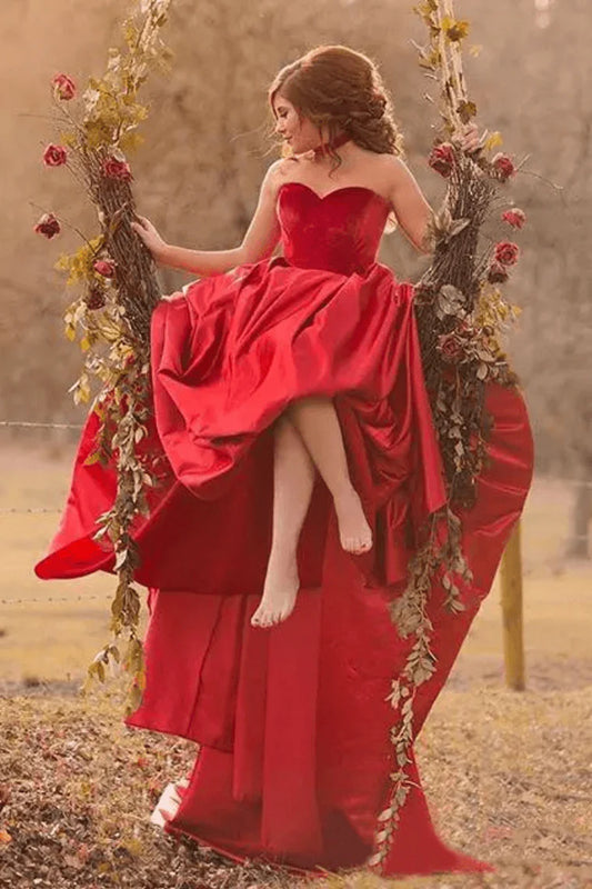 Elegant beautiful and sweet A-line ball court dress