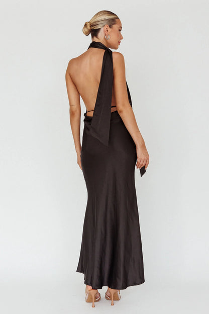 Absolutely stunning deep V-neck backless low back strap with adjustable side zipper bridesmaid dress