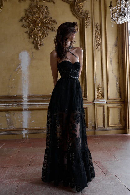 Black Lace Maxi Prom Dresses with Convertible Halter Neck Lace-Up Back Tiered Ruffle Skirt for Prom and Gothic Party