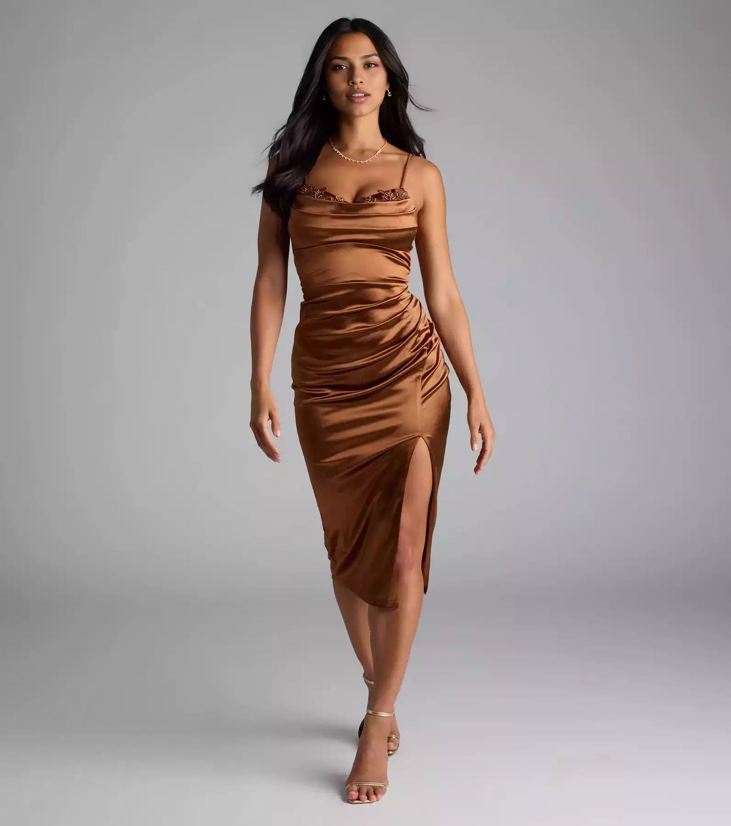 Charming elastic satin bead embellishment applique corset with heart-shaped pleats, adjustable neckline, thin shoulder straps, tight silhouette Prom Dresses