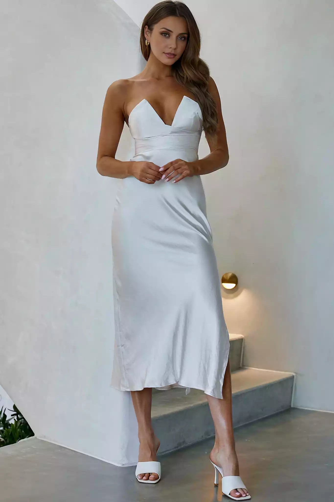 Charming mid length lined tight corset with padding, chest side slit, back with zipper Bridesmaid Dresses