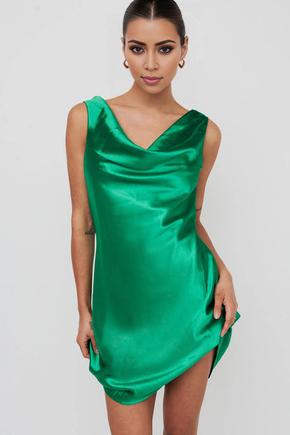 Charming mini fully lined side zippers leave a lasting impression on Homecoming Dresses
