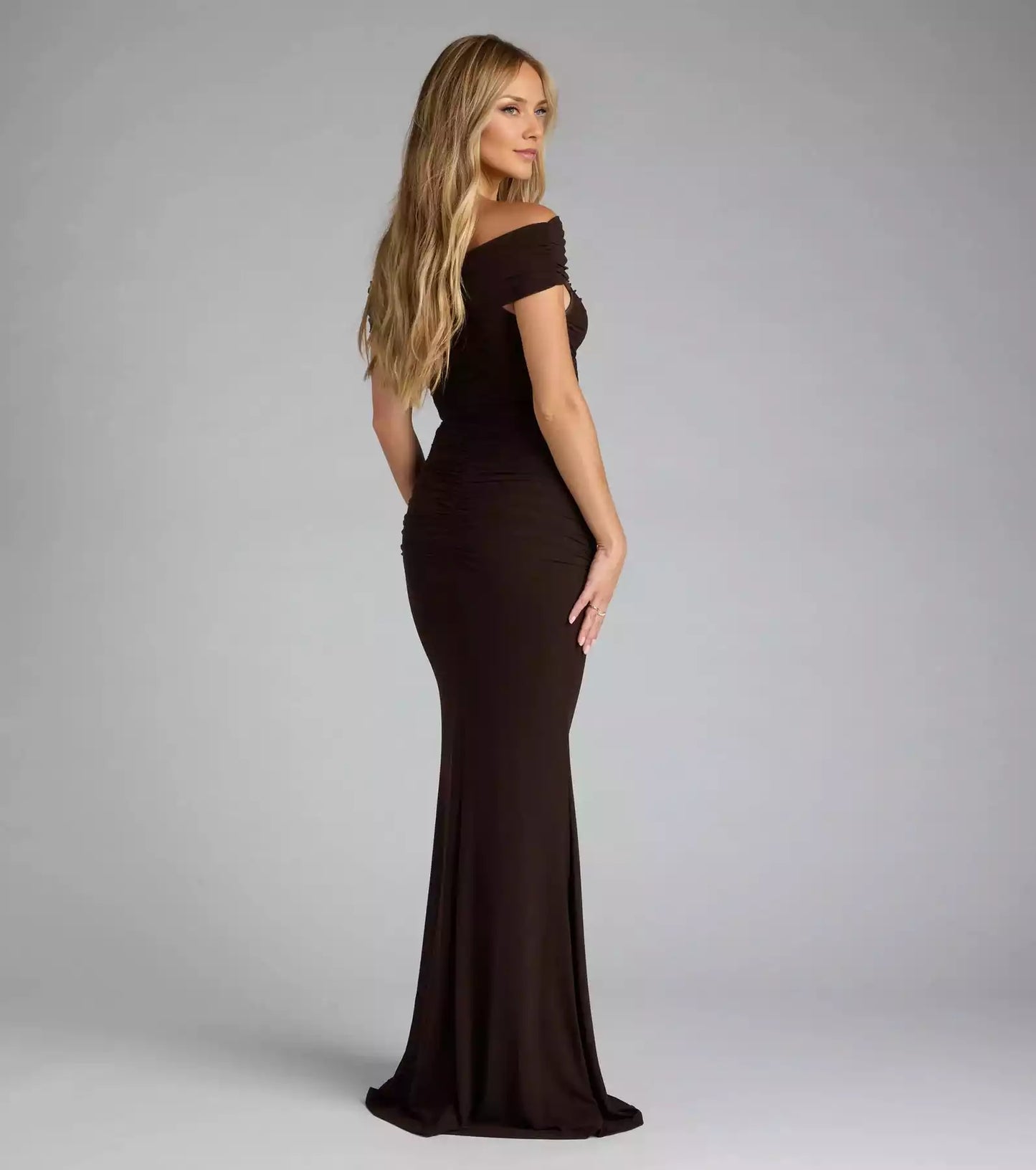 Confident and elegant off shoulder neckline with side stitching, pleated mermaid silhouette, and floor skirt Prom Dresses