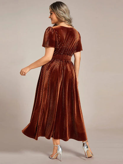 Plus size elegant slim fit A-line V-neck short sleeved pleated velvet autumn wedding dress