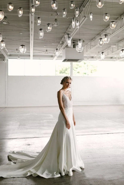 Elegant and noble A-line V-neck thin shoulder strap wedding dress with lace chest