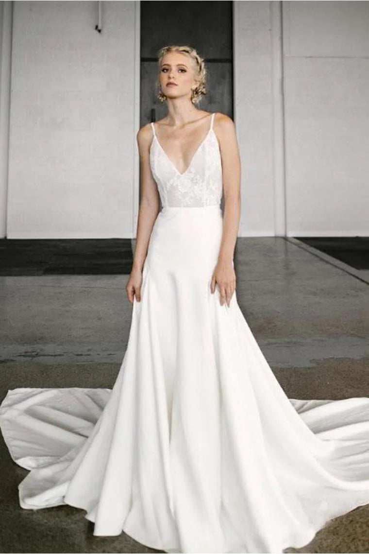 Elegant and noble A-line V-neck thin shoulder strap wedding dress with lace chest