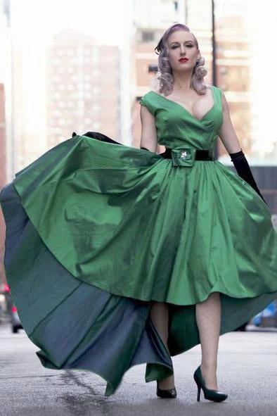 Elegant and Sexy A-shaped Deep V-neck Round Top Sleeves High Open Green Silk Dress