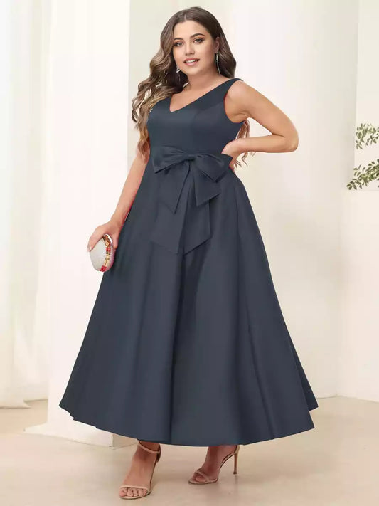 Elegant A-line/Princess V-neck sleeveless long style plus size Mother of the Bride Dresses