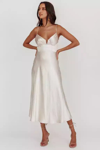 Elegant A-line silhouette with adjustable thin shoulder straps, hidden back zipper, partially lined with Bridesmaid Dresses