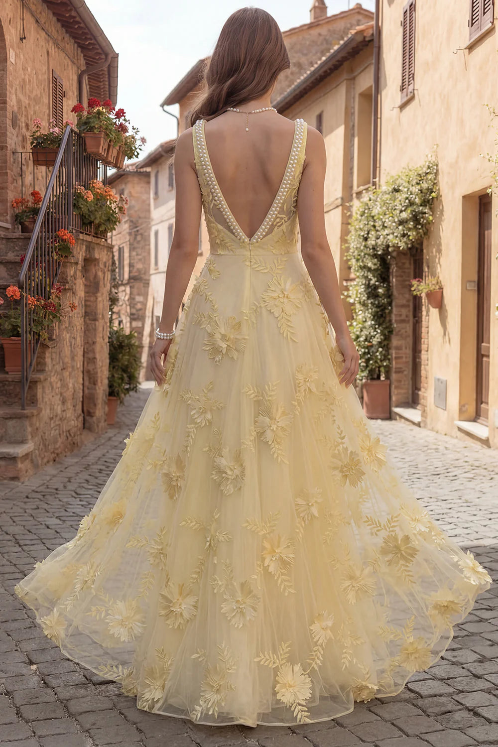 Elegant Square Neck Pearl Trim 3D Floral Applique Backless A-Line Tulle Maxi Prom Dress