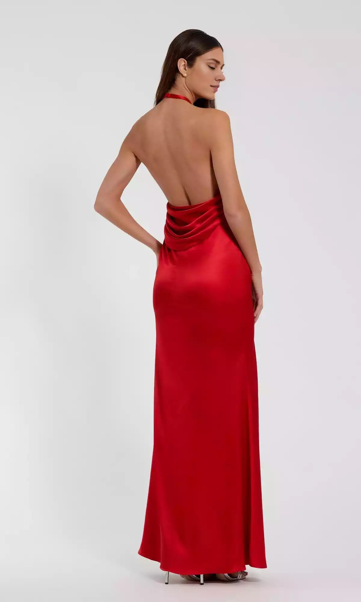 Elegant and chic backless long style with deep V-neck satin, backless and slim shoulder straps, stunning the entire Prom Dresses audience