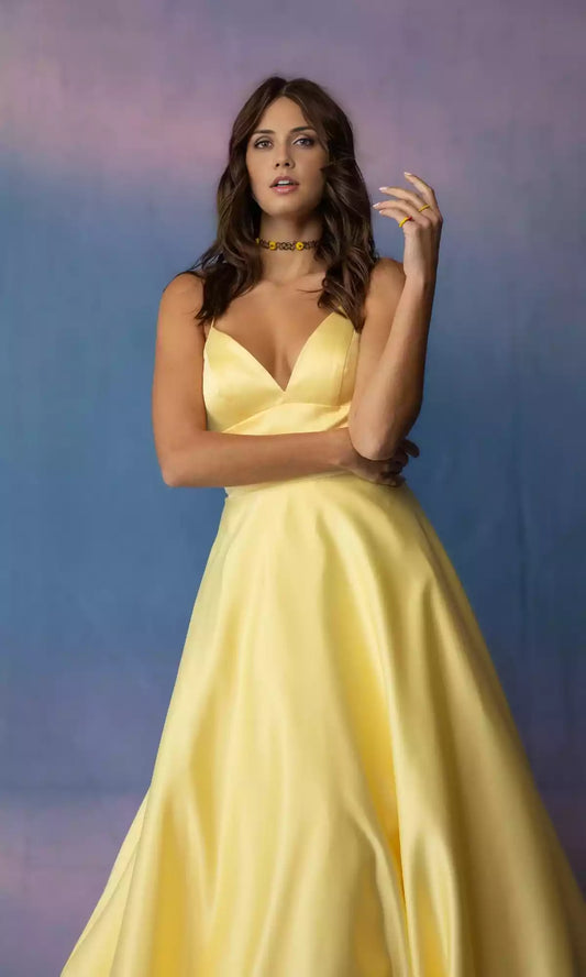 Elegant and noble camisole backless long satin V-neck shiny satin camisole pendant perfectly fits the body and adds exquisite elegance Prom Dresses