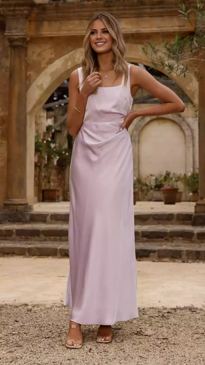Elegant and regional neckline with hidden side zipper pleats and side slits, combining comfort and fashion Prom Dresses