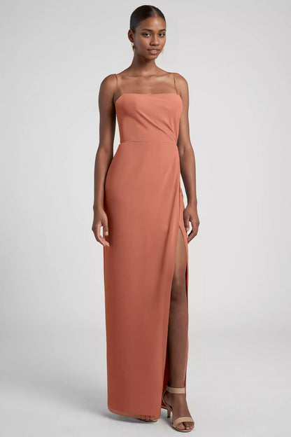 Elegant chiffon straight neck slim shoulder strap diagonal pleated tight corset straight tube skirt Bridesmaid Dresses