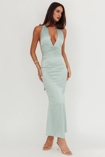 Elegant deep V-neck satin extra long pleated tight corset hanging neck bridesmaid dress