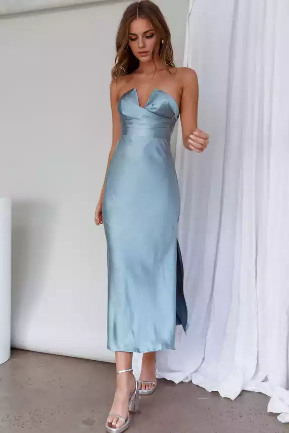 Elegant mid length lined corset with slit and zipper at the back Bridesmaid Dresses