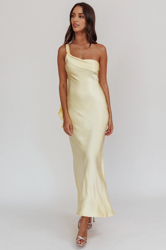 Elegant ruffled single shoulder strap satin extra long invisible side zipper bridesmaid dress