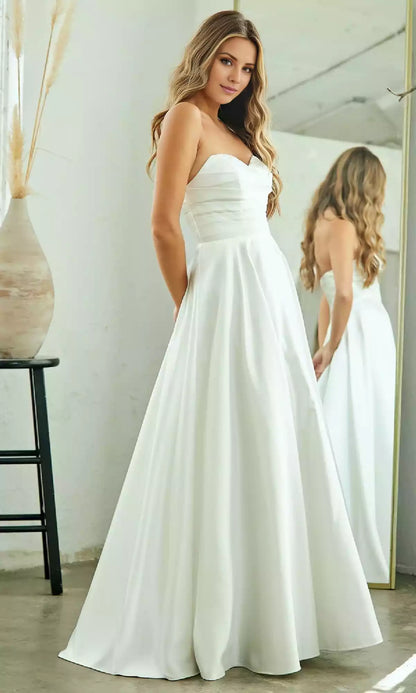 Elegant strapless pleated heart-shaped neckline and floor skirt A-line are both versatile and exquisite Prom Dresses