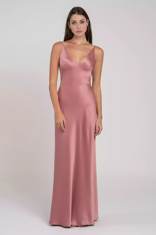 Enchanting V-neck satin silhouette with natural V-neck diagonal cut style, especially enchanting Bridesmaid Dresses
